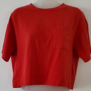 Ladies Forever 21 pocket cropped tee, sz small,red EUC